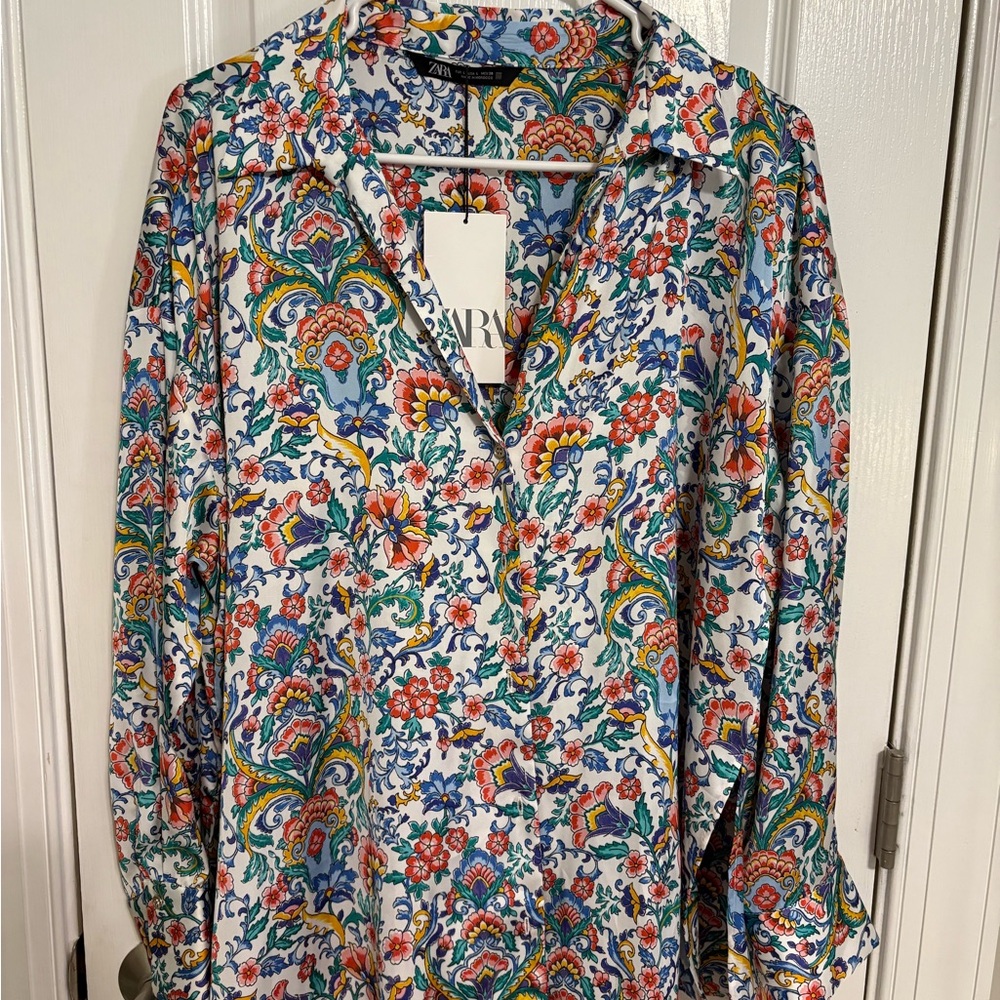 Zara Blue and Red Casual Button Down Shirt